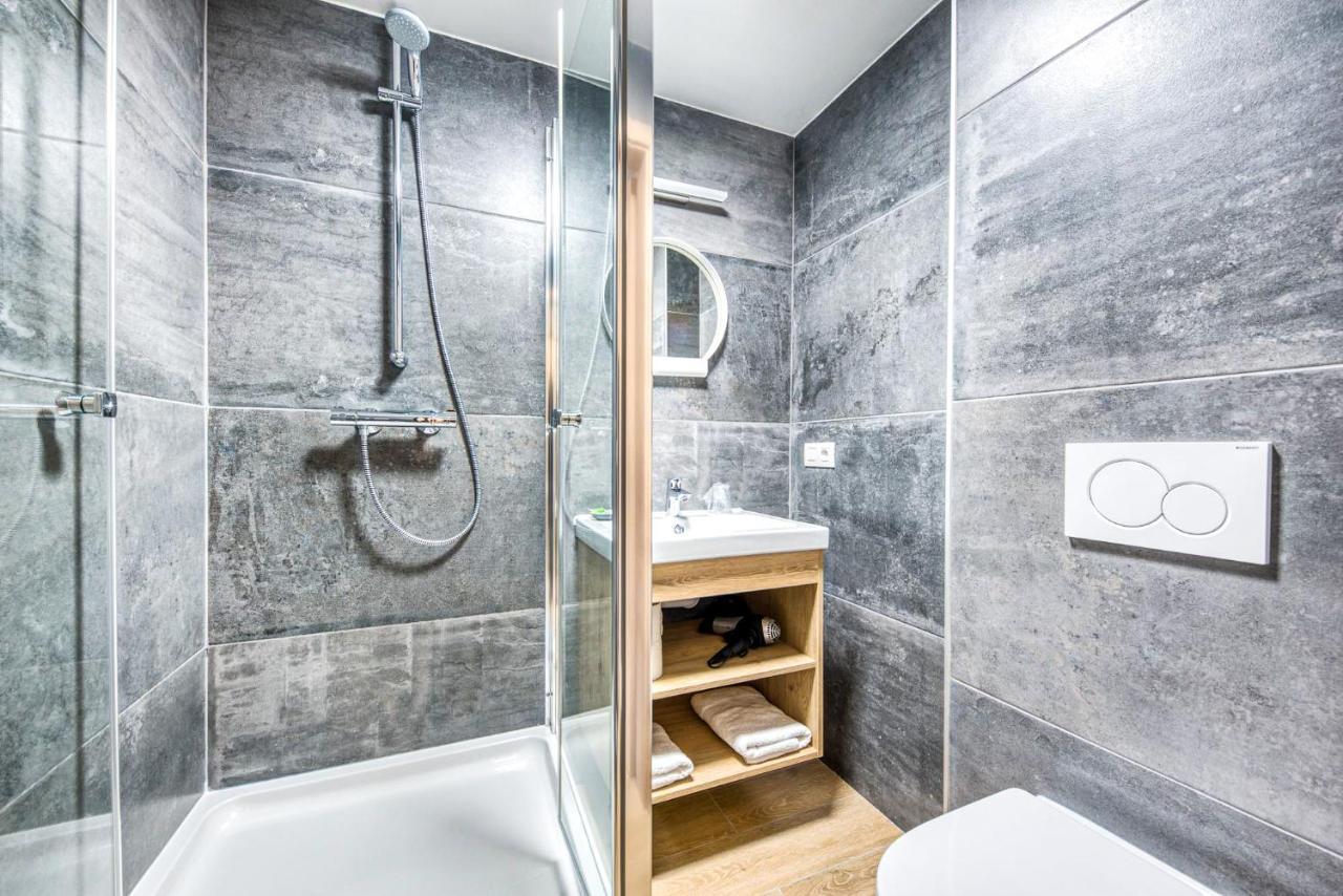Hotel L'Avenue Libramont-Chevigny Kültér fotó